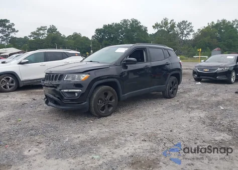 2018 Jeep Compass Altitude 4X4 z USA, uszkodzony, nr VIN 3C4NJDBB9JT456446